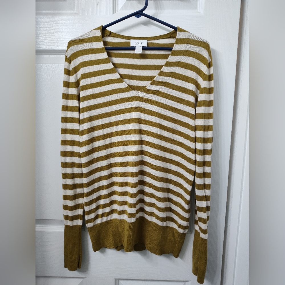 Loft Gold& White Stripped Sweater